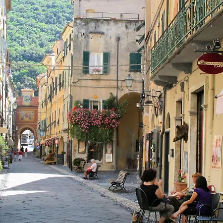 Locazione Turistica Sara *